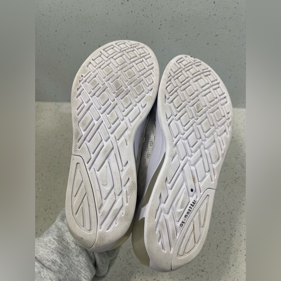 Women's Nike Air Max Fly Running Shoes White - Picture 4 of 5